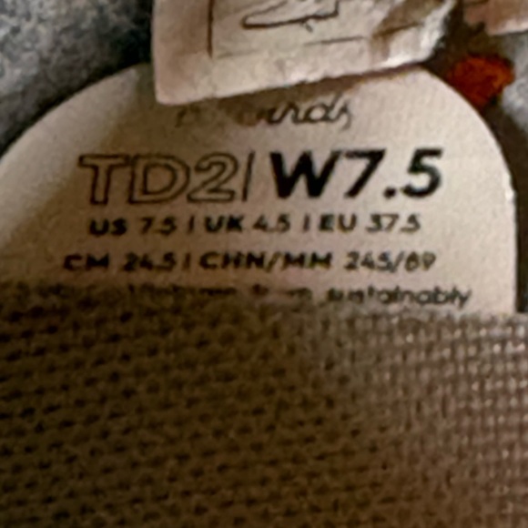 Allbirds Women's Sneakers in Vibrant Orange. Make me an offer - Picture 9 of 9